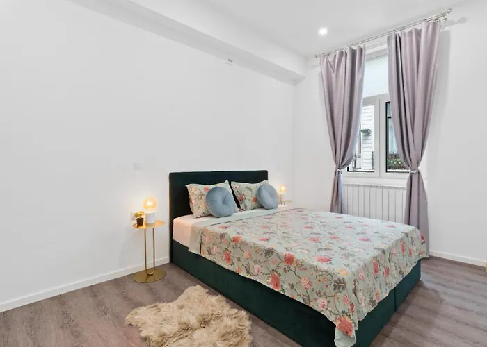 Lägenhet 'Old Town Spa' Apartment